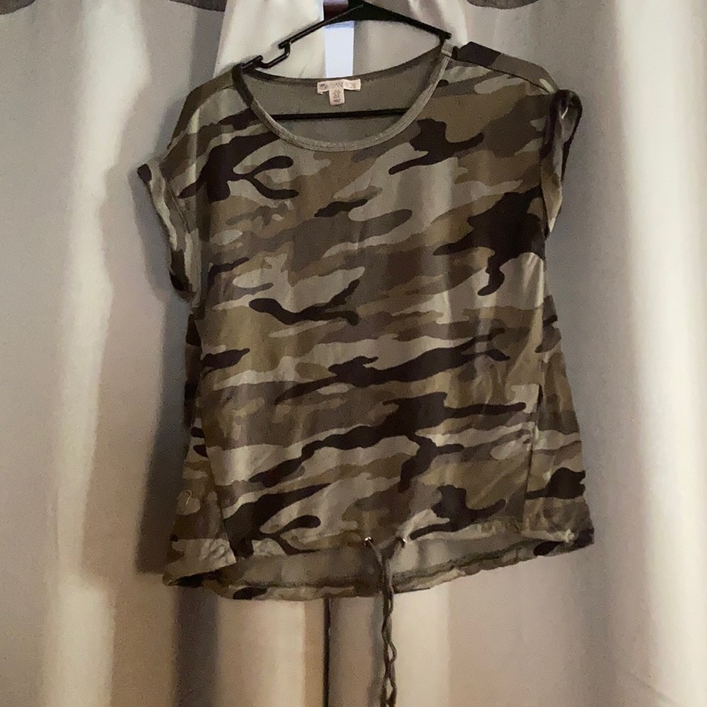 Camouflage tee shirt with draw string waist